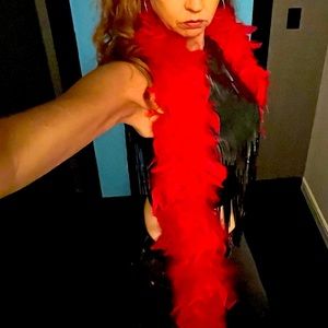 Meet your Posher, Kaki